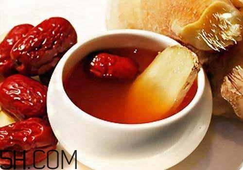 人為什么會(huì)掉發(fā)？怎么防止掉發(fā)？