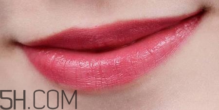 紀(jì)梵希新版禁忌之吻色號(hào)試色 紀(jì)梵希禁忌之吻16號(hào)好用嗎 紀(jì)梵希新版禁忌之吻色號(hào)試色 紀(jì)梵希禁忌之吻16號(hào)好用嗎