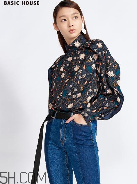 百家好的衣服偏大嗎？百家好衣服可以退嗎？