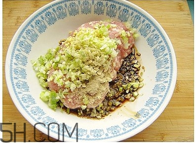 蓮藕可以和豆腐一起吃嗎？蓮藕和豆腐一起吃有什么好處？