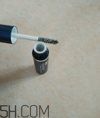 歐蒙睫毛膏和火烈鳥哪個好?歐蒙睫毛膏好用嗎？