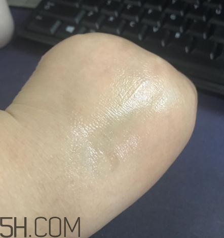 春紀新彈力嬌嫩菁華乳多少錢？春紀新彈力嬌嫩菁華乳專柜價格