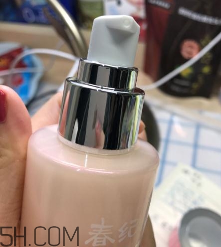 春紀新彈力嬌嫩菁華乳好用嗎？春紀新彈力嬌嫩菁華乳評測