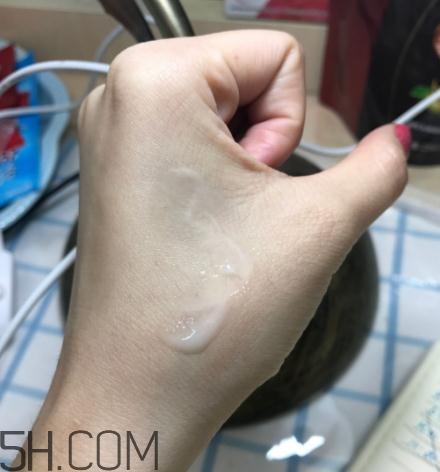 春紀新彈力嬌嫩菁華乳好用嗎？春紀新彈力嬌嫩菁華乳評測