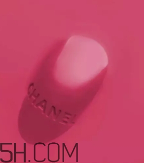 玫紅色口紅適合什么膚色？玫紅色口紅適合黃皮嗎？