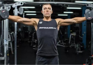 啞鈴飛鳥肩膀疼是什么原因？啞鈴飛鳥傷肩關節(jié)嗎？