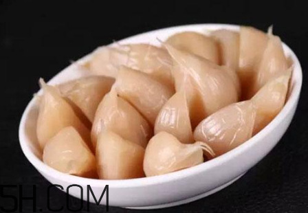 大蒜泡冰糖怎么做？大蒜泡冰糖真的能治腎虛嗎？