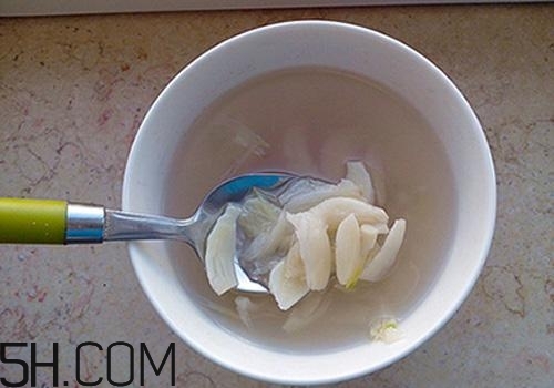 大蒜泡冰糖怎么做？大蒜泡冰糖真的能治腎虛嗎？