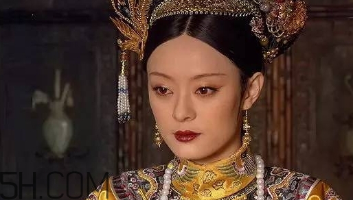 正宮紅口紅是什么顏色？正宮紅口紅試色