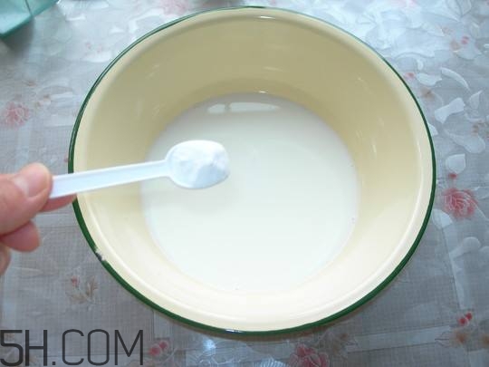 牛奶護(hù)膚有什么竅門？牛奶護(hù)膚的竅門有哪些？