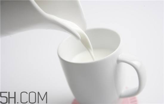 牛奶護(hù)膚有什么竅門？牛奶護(hù)膚的竅門有哪些？