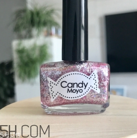 candy moyo和miss candy區(qū)別 膜玉和糖果小姐哪個好？