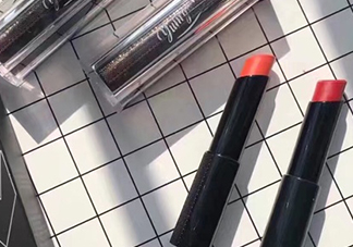 正宮紅口紅是什么顏色？正宮紅口紅試色