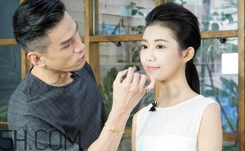 反咬唇妝是什么樣的？染唇妝和咬唇妝的區(qū)別