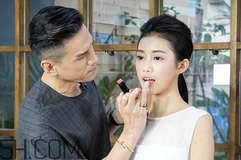 反咬唇妝是什么樣的？染唇妝和咬唇妝的區(qū)別