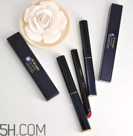 涂口紅前用bb打底可以嗎？最近比較火的口紅品牌有哪些？