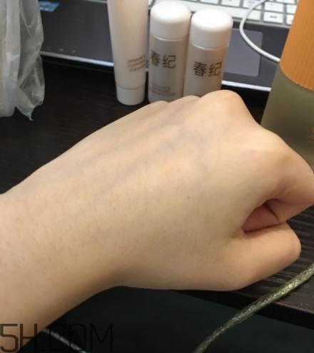 春紀(jì)咖啡煥膚菁華露好用嗎？春紀(jì)咖啡煥膚菁華露評測