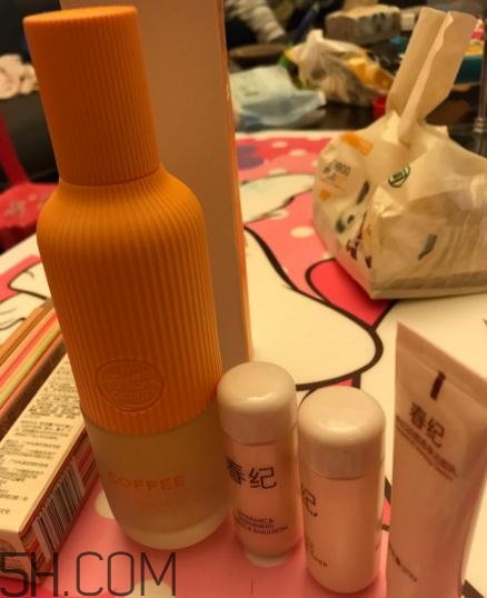 春紀(jì)咖啡煥膚菁華露好用嗎？春紀(jì)咖啡煥膚菁華露評測