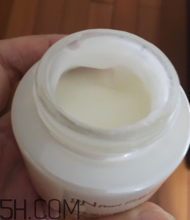 京潤珍珠面霜好用嗎？京潤珍珠面霜使用心得