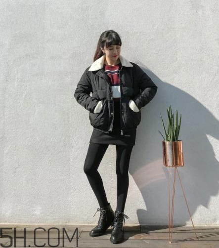 棉服搭配短裙好看嗎？棉襖搭配短裙圖片