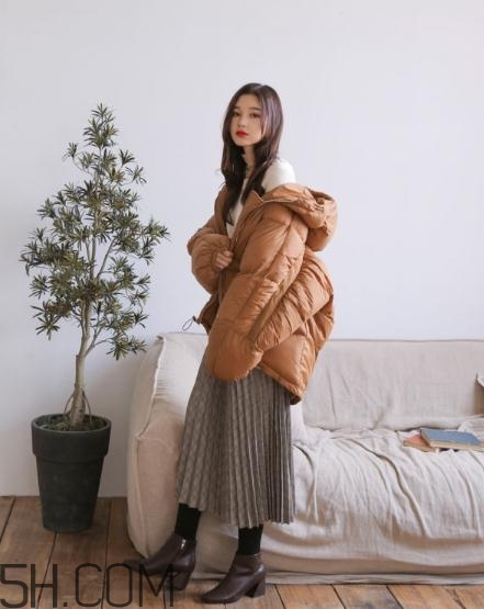 棉服搭配長裙好看嗎？棉襖搭配長裙圖片