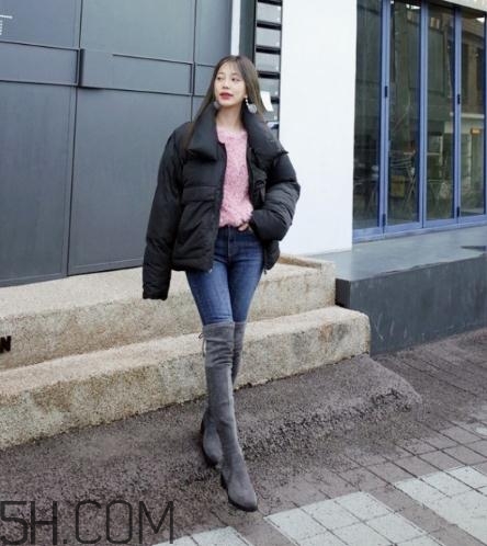 冬天穿牛仔褲配什么鞋子？冬天牛仔褲搭配鞋子圖片