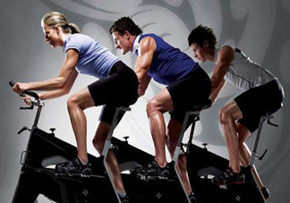 騎動感單車50分鐘能燃脂多少？動感單車減肥是全身瘦嗎？
