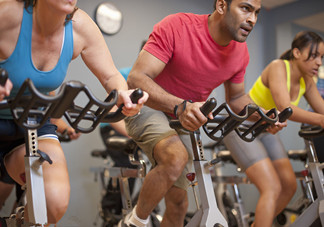 騎動感單車是劇烈運動嗎？動感單車和自行車有什么區(qū)別呢？