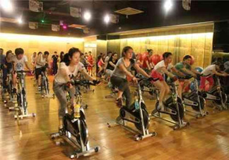 動(dòng)感單車主要練的是什么？動(dòng)感單車練多長(zhǎng)時(shí)間減肥效果比較明顯？