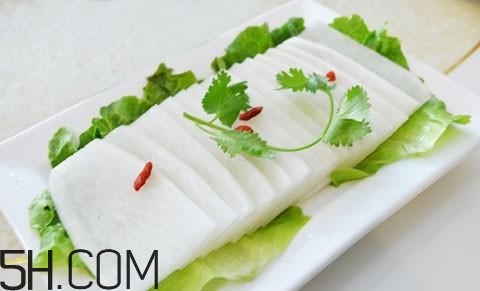 吃白蘿卜有哪些益處？白蘿卜的養(yǎng)生功效有哪些？
