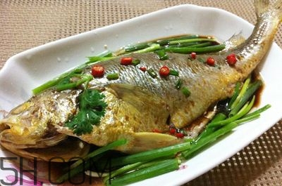 哪些食物補(bǔ)腦？補(bǔ)腦應(yīng)該注意些什么？