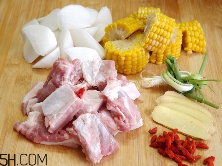 吃白蘿卜有哪些益處？白蘿卜的養(yǎng)生功效有哪些？