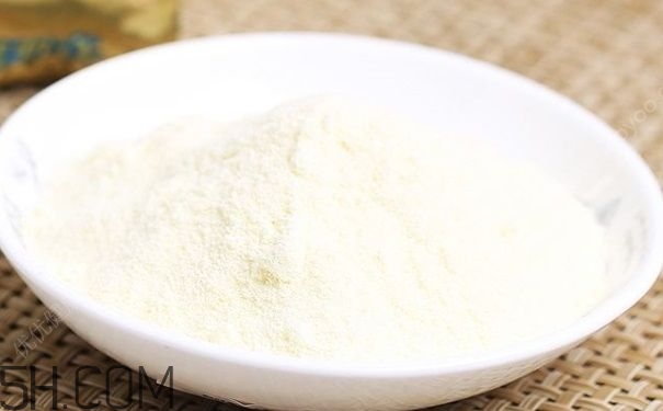 成人為什么也要喝奶粉？成人喝奶粉的好處有哪些？