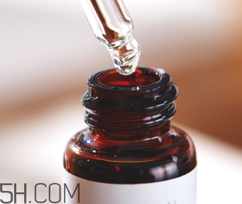 刷酸后皮膚要怎么修復(fù)？臉?biāo)⑺徇^度怎么修復(fù)
