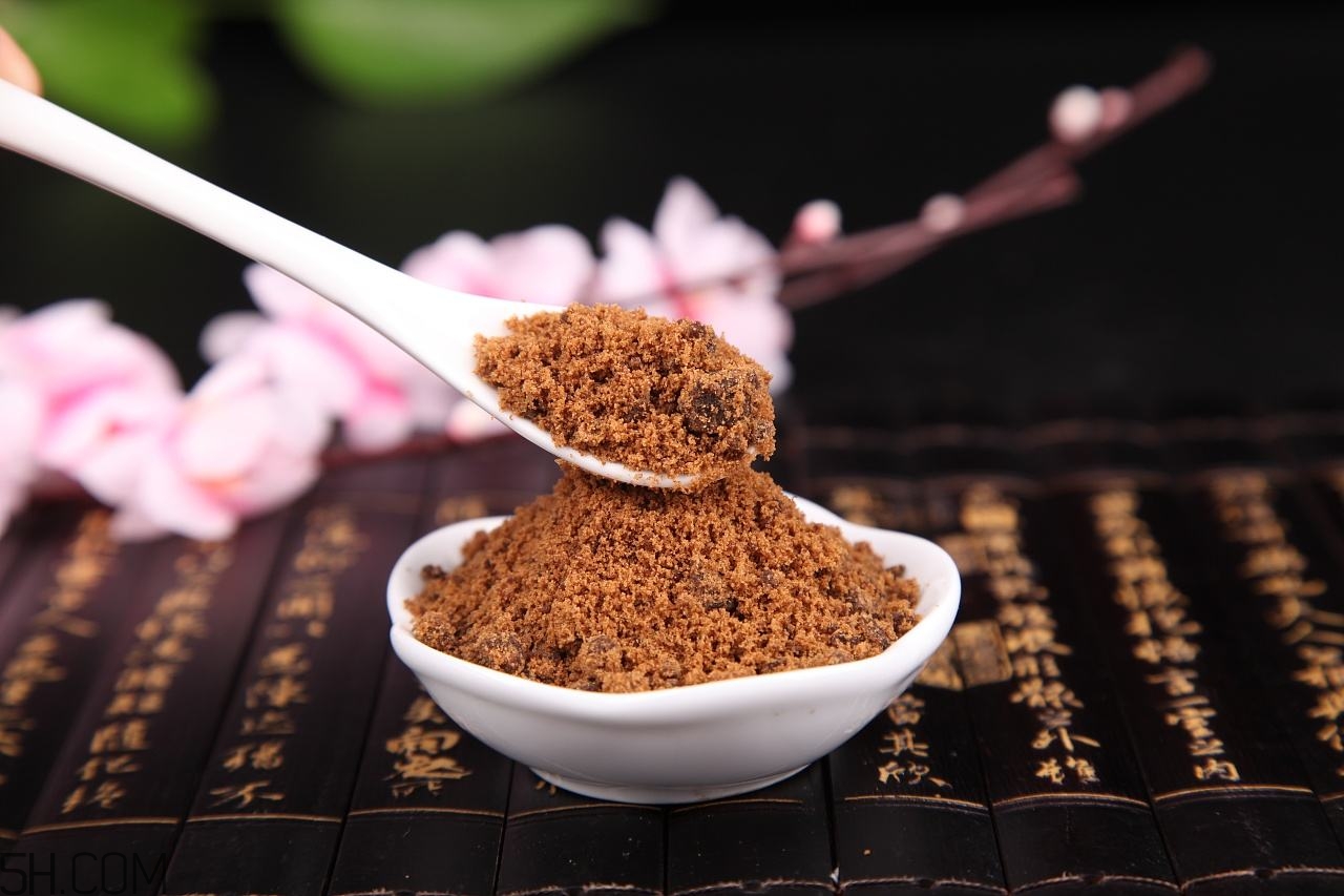 紅豆薏米加紅糖好嗎？紅豆薏米加紅糖的功效有哪些？