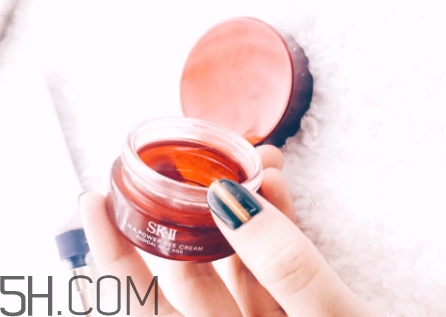 百優(yōu)眼霜和sk2眼霜哪個(gè)好？百優(yōu)眼霜和sk2眼霜對(duì)比