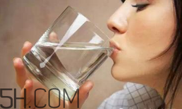 喝酵素為什么要多喝水？辨別純天然酵素和添加劑酵素