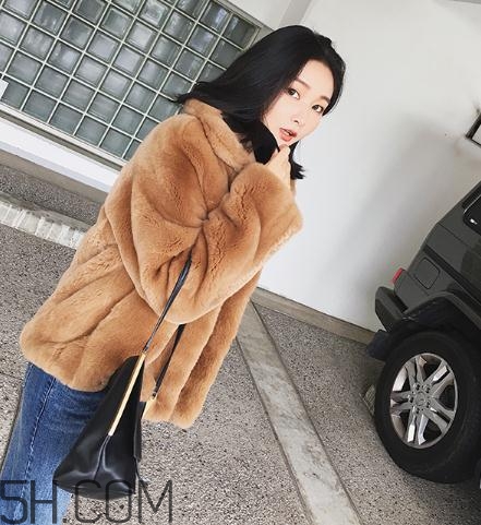兔毛皮草發(fā)黃怎么處理？兔毛皮草怎么存放？