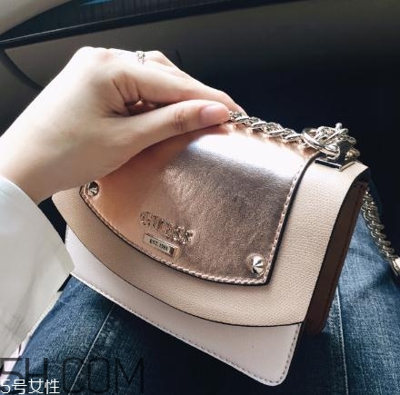 guess包包質(zhì)量怎么樣？guess包包是皮的嗎？
