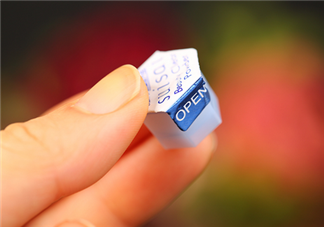 用了嘉娜寶洗顏粉還用洗面奶嗎？洗顏粉的正確打開方式