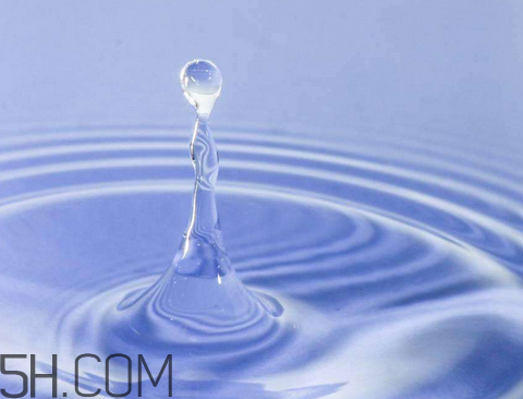 雙氧水會腐蝕銀耳釘嗎？雙氧水會腐蝕木板嗎？