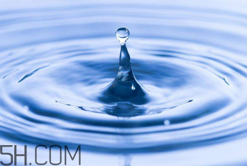 雙氧水會腐蝕銀耳釘嗎？雙氧水會腐蝕木板嗎？
