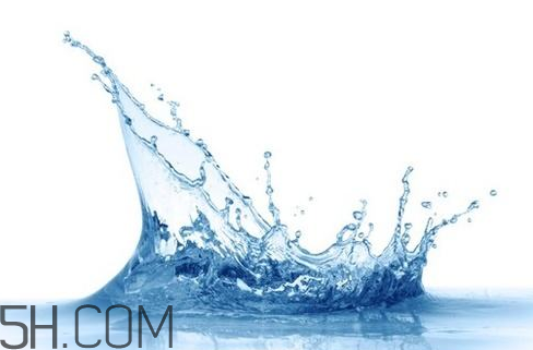 雙氧水能洗傷口嗎？雙氧水能祛痘嗎？