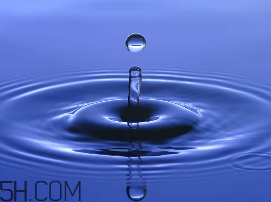 雙氧水能治牛皮癬嗎？雙氧水能去除血漬嗎？
