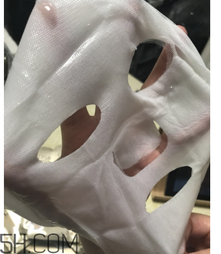 歐詩漫水光塑顏面膜什么作用？敷完要不要洗？