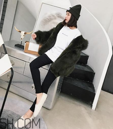 獺兔毛和羊羔毛哪個好？獺兔毛和羊毛哪個暖和？