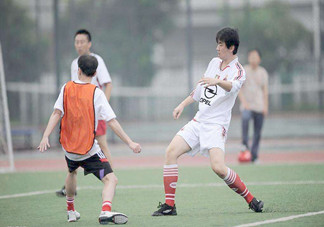 踢足球能長個嗎？踢足球能長高嗎？