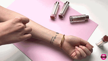 雅詩蘭黛戀愛唇膏試色 雅詩蘭黛pure color love戀愛唇膏色號 雅詩蘭黛戀愛唇膏試色 雅詩蘭黛pure color love戀愛唇膏色號