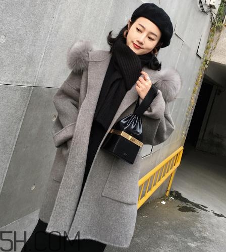 羊駝絨大衣暖和嗎？羊駝絨大衣和羽絨服哪個暖和？
