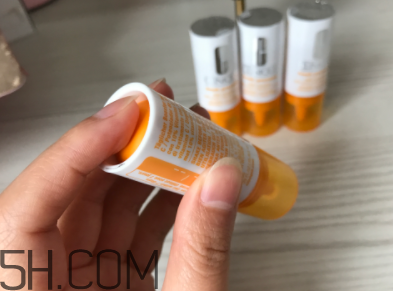 倩碧維C修復(fù)安瓶用在哪一步？能美白嗎？